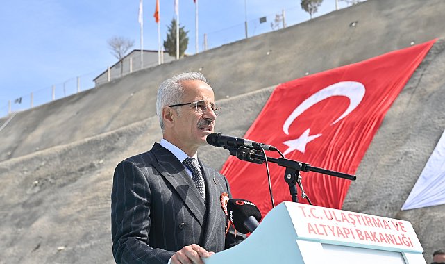 Bakan Uraloğlu: 42 ili birbirine bağlayacak proje, devlet yolundaki trafik yükünü azaltacak