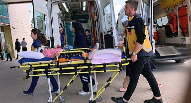Balkonda başına mermer düşen Miray, ağır yaralandı