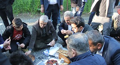Bingöl'de 500 yıllık 'divan' geleneğini, Kurban Bayramı'nda da yaşattılar