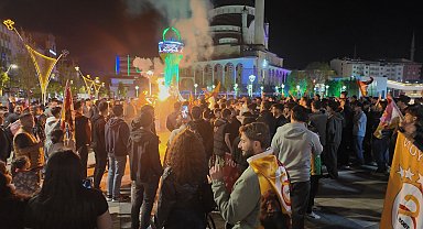 Bingöl'de Galatasaray'ın şampiyonluğu kutlandı