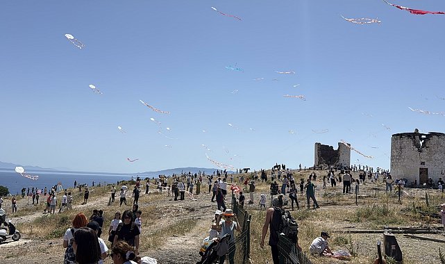 Bodrum'da uçurtma festivalinde renkli görüntülere sahne oldu