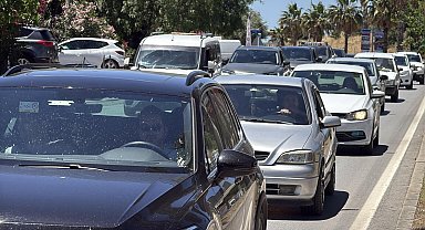 Bodrum'daki tatilciler dönüyor; 12 saatte 10 binden araç çıkış yaptı