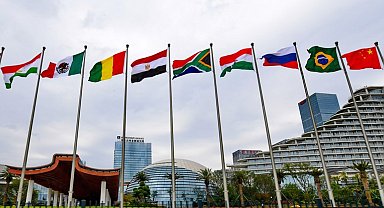 BRICS Dışişleri Bakanları Hindistan'da bir araya geldi