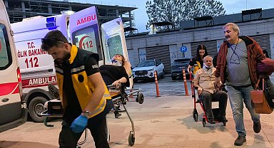 Bursa'da beton mikseri ile minibüs çarpıştı: 2 yaralı