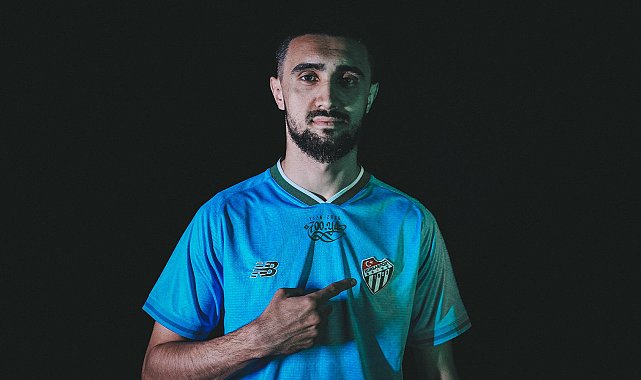 Bursaspor, Azerbaycanlı sol bek Toral Bayramov'u kadrosuna kattı