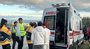 Çanakkale'de otomobil, uçurumdan dereye yuvarlandı: 1 yaralı