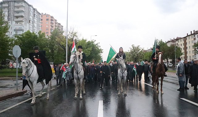 Çerkes Soykırımı ve Sürgünü'nün 162'nci yıldönümünde Kayseri'de anma yürüyüşü