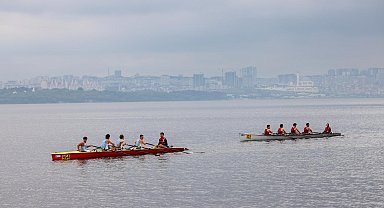 Cerrahpaşa CUP 2026 Üniversiteler Arası Kürek Yarışları İstanbul'da gerçekleştirildi