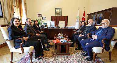 CHP heyeti, Meclis'te muhalefet partilerini ziyaret etti