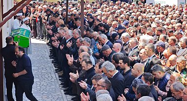 Çığ altındaki cansız bedenine 125 gün sonra ulaşılan çoban toprağa verildi