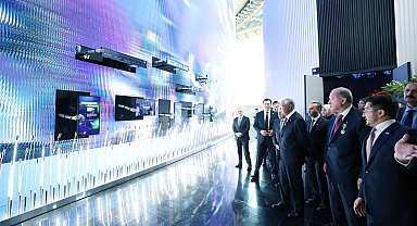 Cumhurbaşkanı Erdoğan, 'Astana Alem AI Yapay Zeka Merkezi'ni ziyaret etti