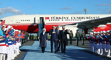 Cumhurbaşkanı Erdoğan, Kazakistan'da resmi törenle karşılandı