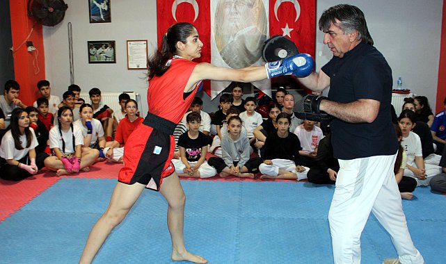 Depremzede Meyra, kick boksta altın madalya kazandı: Hedefim milli forma