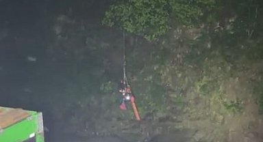Derede balık avlarken akıntıya kapılan yeğeni ölen, kendisi ise kaybolan amca aranıyor