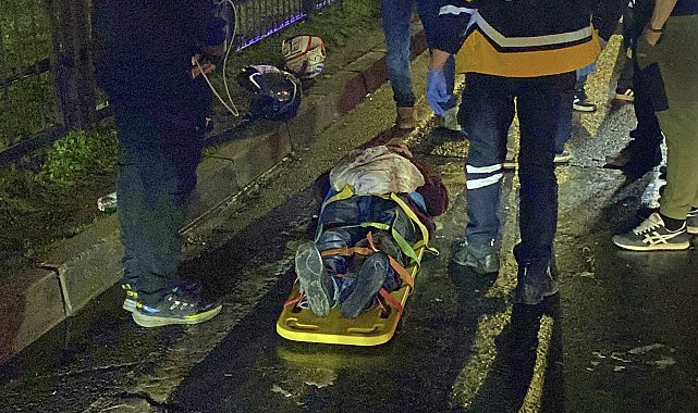 Devrilen motosikletteki 2 kişi yaralandı