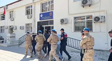 Diyarbakır ve Mersin'de uyuşturucu operasyonu; 90 gözaltı