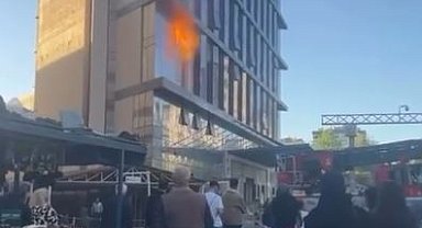 Diyarbakır'da inşaat halindeki otelde yangın: 6 kişi etkilendi