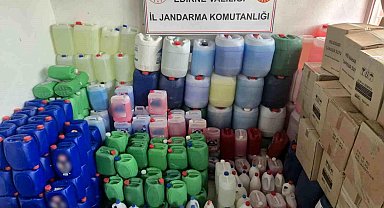 Edirne'de 4 bin 613 litre sahte sıvı deterjan ve ham maddesi ele geçirildi