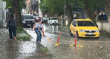 Edirne'de dolu ve sağanak etkili oldu