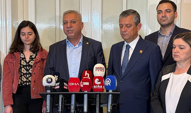 EMEK Partisi'nden, Özgür Özel'e TBMM'de ziyaret