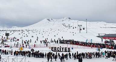 Erciyes, kayak sezonu boyunca 3,3 milyon ziyaretçiyi ağırladı