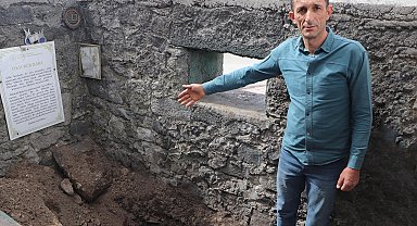 Erzurum'da 'Öksürük Baba Türbesi'nde define kazısı