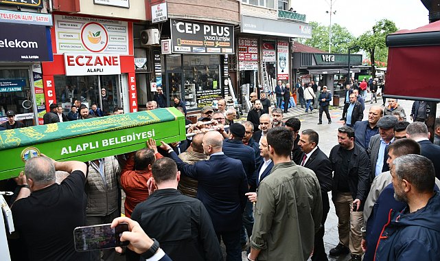 Eski AK Parti MKYK Üyesi Emine Çift son yolculuğuna uğurlandı