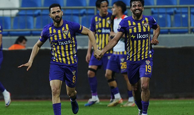Eyüpspor'un tecrübeli ismi Emre Akbaba: Güzel bir hikaye yazdık