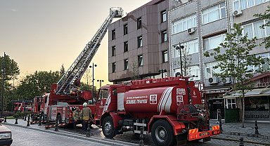 Fatih Topkapı'daki otel yangınında 1 kişi hayatını kaybetti