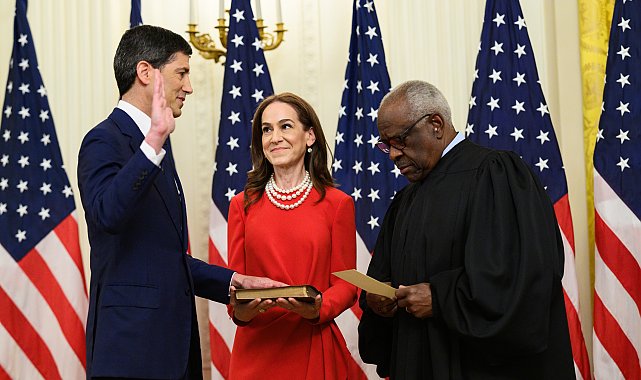 Fed'in yeni başkanı Kevin Warsh yemin ederek göreve başladı