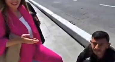 Galata Köprüsü'nde Rus turiste küfredip tartışan 2 şüpheli yakalandı