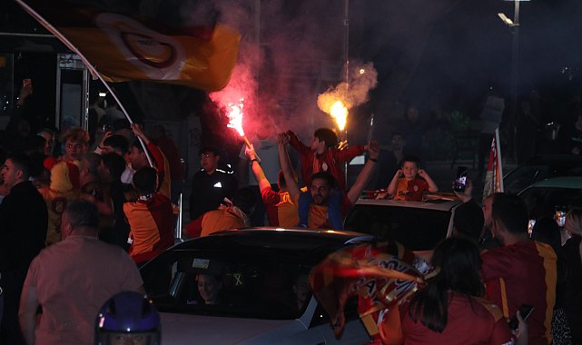 Galatasaray'ın şampiyonluğu Antalya'da coşkuyla kutlandı
