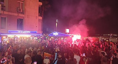 Galatasaray'ın şampiyonluğu İzmir'de coşkuyla kutlandı