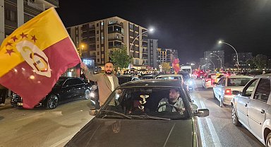Galatasaray'ın şampiyonluğu Malatya'da coşku ile kutlandı Haber ve fotoğraf eklendi
