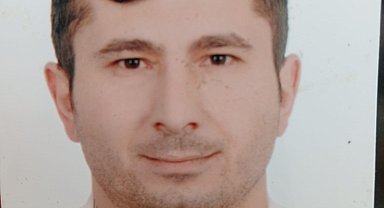 Hafif ticari aracın çarptığı motosikletin sürücüsü kurye öldü