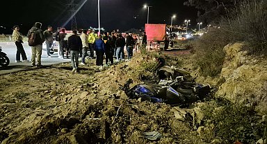 Hafif ticari araçla çarpışan motosikletin sürücüsü öldü
