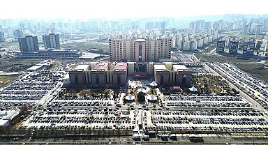 Hastanede reçete toplayıp, hastaları eczaneye yönlendiren sanıklar, duruşmada suçlamaları reddetti
