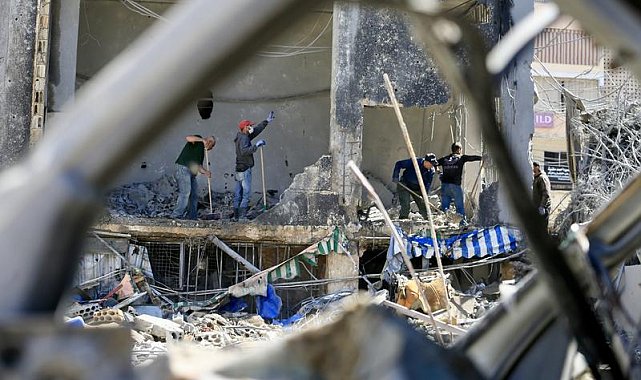 İsrail, Lübnan'ın Nebatiye kentinde yaşayanlardan evlerini terk etmelerini istedi