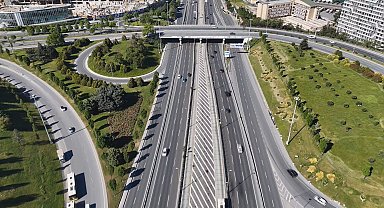 İstanbul'da bayramın ilk gününde yollar boş kaldı