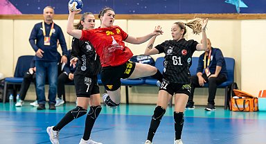Kadınlar 50'nci Yıl Federasyon Kupası'nda yarı finale yükselen takımlar belli oldu