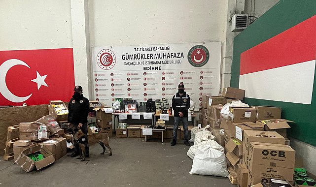 Kapıkule'de TIR'da uyuşturucu ve çok sayıda kaçak sigara malzemeleri ele geçirildi