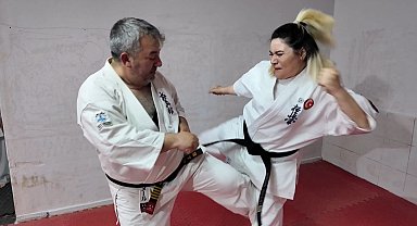 Karateci çift, 6 çocuklarının ardından torunlarını da yetiştiriyor
