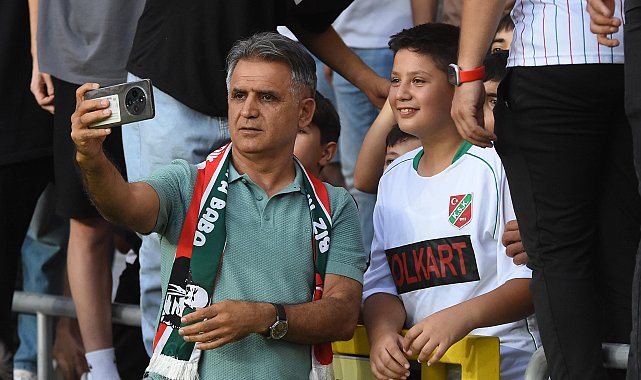 Karşıyaka'da Basatemür kalmaya sıcak