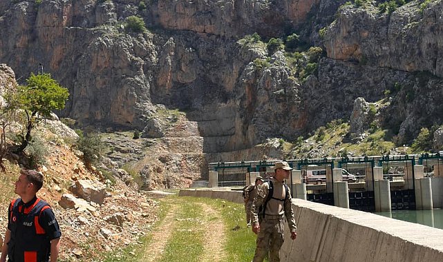 Kayıp 2 çocuk babası, kanyonda aranıyor