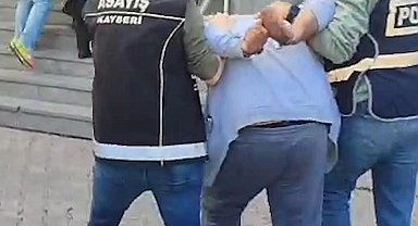 Kayseri'de 30 yıl hapis cezasıyla aranan 2 hükümlü yakalandı
