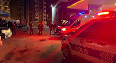 Kayseri'de akaryakıt istasyonunda bıçaklı kavga: 1 ölü, 2 yaralı