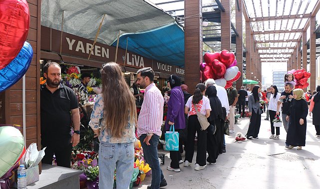 Kayseri'de çiçekçilerde Anneler Günü yoğunluğu
