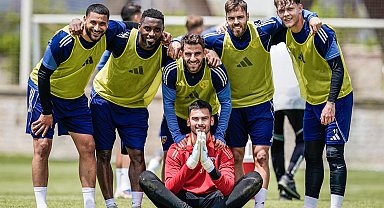 Kayserispor, Alanyaspor maçı için Antalya'ya gitti
