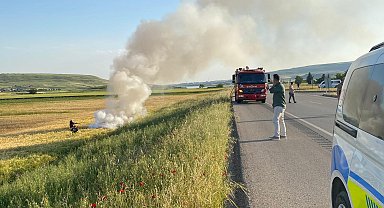 Kilis'te otomobil tarlaya savruldu: 6 yaralı