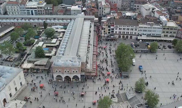 Kurban Bayramı öncesi Eminönü havadan görüntülendi